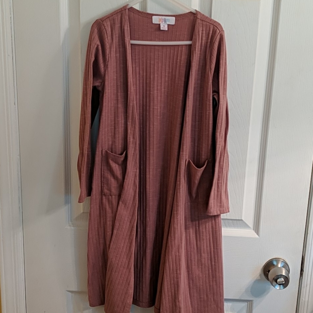 Like new Lularoe Sariah size 8 pink girls